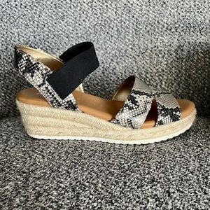 Anne Klein iFlex Platform Espadrilles